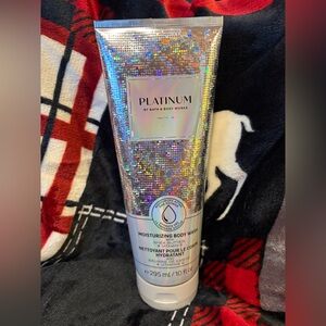 Bath & Body Works Platinum Moisturizing Body Wash